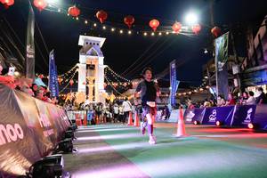 BIB: 100
                            <button type="button" onclick="openModal(21897199)" class="btn btn-primary btn-sm float-right btn-popup" data-toggle="modal" data-target=".modal-high-quality">
                        <i class="fas fa-shopping-cart"></i> Add to Cart
                    </button>
                                            <button type="button" onclick="isThisMe(21897199, true)" class="btn btn-success btn-sm float-right btn-popup btn-isme hidden" data-toggle="tooltip" data-placement="bottom" title="นี่คือรูปของคุณใช่ไหม คลิกที่นี่เพื่อเอาเข้าอัลบั้ม">
                        <i class="fas fa-plus"></i> Add to album
                    </button>
                    <button type="button" onclick="isThisMe(21897199, false)" class="btn btn-warning btn-sm float-right btn-popup btn-isnotme hidden">
                        <i class="fas fa-ban"></i> Remove from album
                    </button>